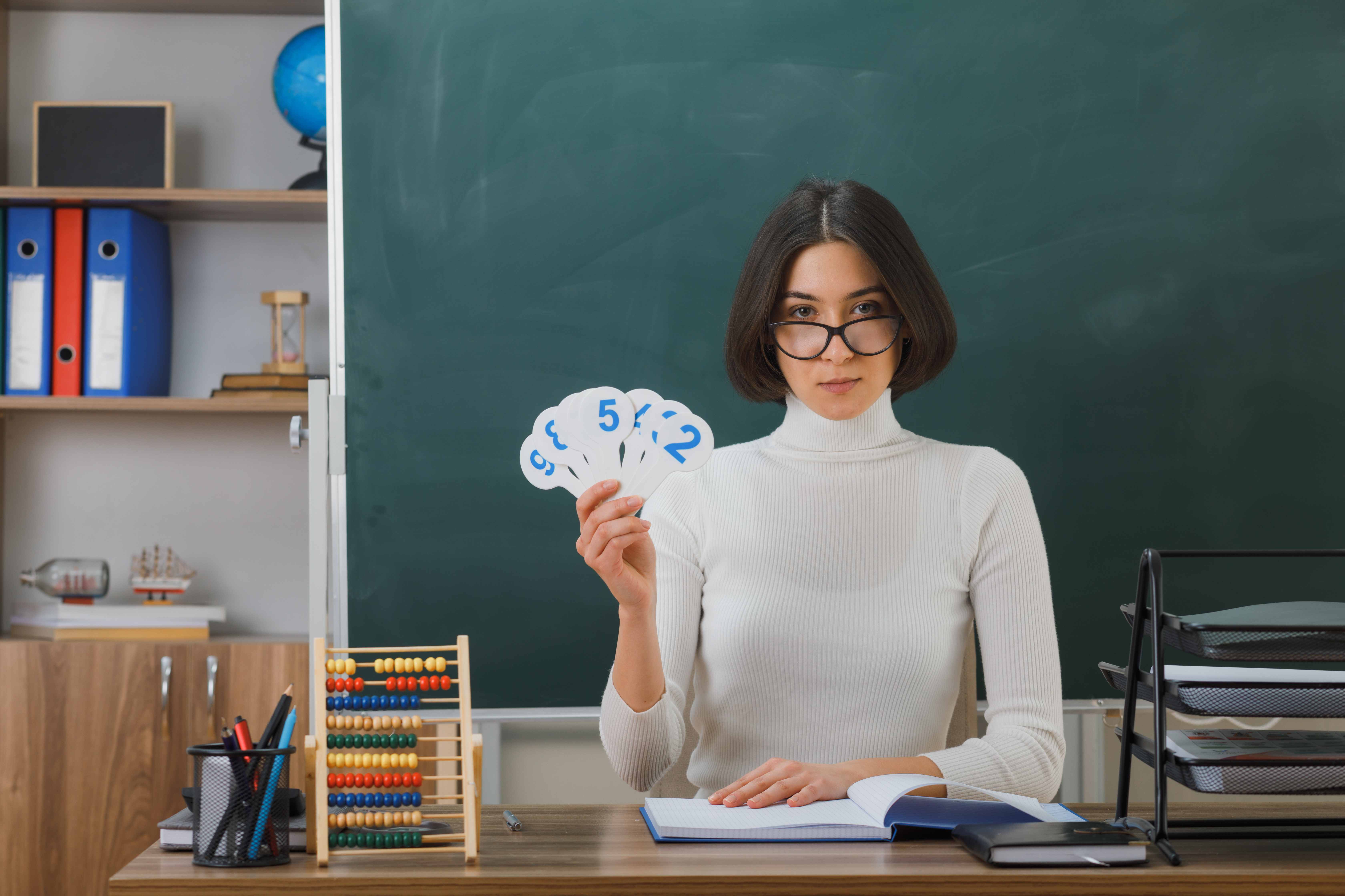 Дополнительные выплаты: Какие бонусы доступны учителям